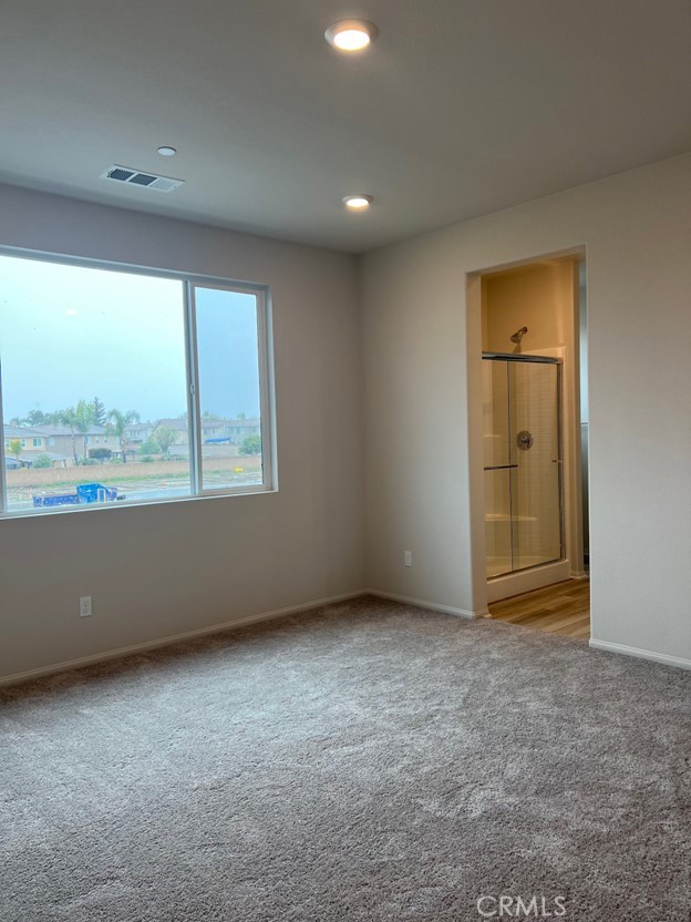 648 E Madeleine Privado, Ontario CA: https://media.crmls.org/medias/cff8d0f3-8d86-4b7c-b278-530164d84bc7.jpg