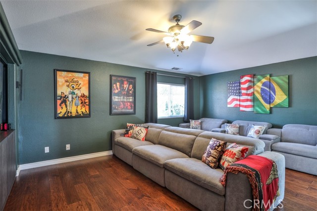 Detail Gallery Image 39 of 75 For 40493 Calle Katerine, Temecula,  CA 92591 - 4 Beds | 4/1 Baths