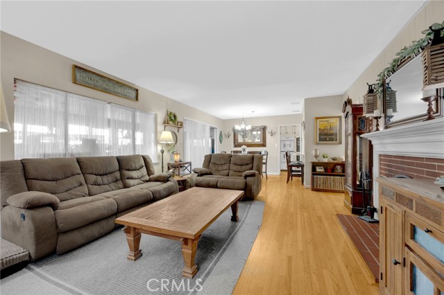 15902 Santa Fe Street, Whittier CA: https://media.crmls.org/medias/cffa1989-353f-4b63-8729-17b6f8dd024d.jpg