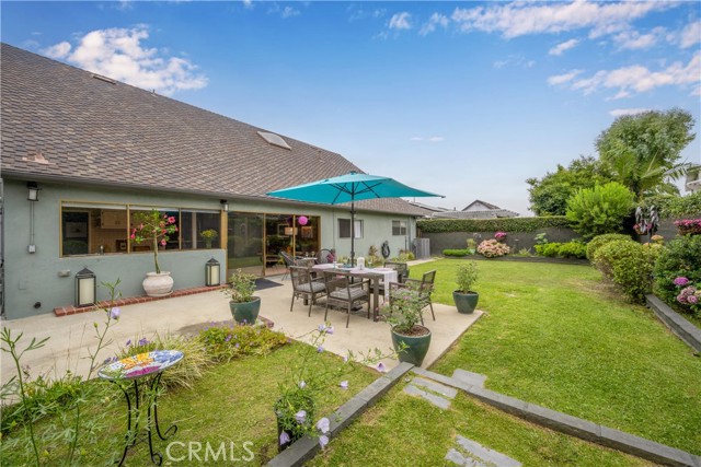 9327 Lexington Street, Cypress CA: https://media.crmls.org/medias/cffa3898-2f4e-452e-8cbd-664cb7613b64.jpg