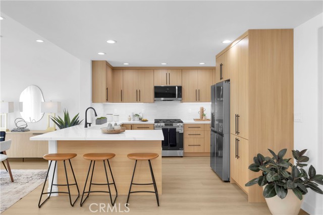 Image 13 of 60 For 21032 Shepherd