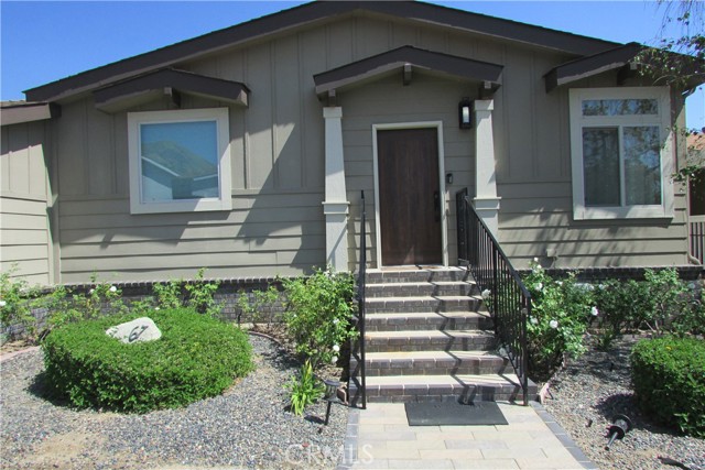 Detail Gallery Image 2 of 47 For 15455 Glenoaks #67,  Sylmar,  CA 91342 - 2 Beds | 1/1 Baths