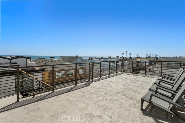 Detail Gallery Image 18 of 25 For 913 E Balboa Blvd #C,  Newport Beach,  CA 92661 - 3 Beds | 3 Baths