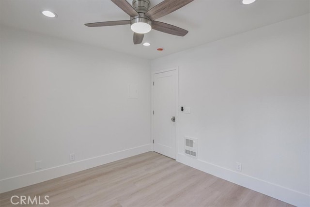 Detail Gallery Image 14 of 30 For 229 Springview, Irvine,  CA 92620 - 2 Beds | 1 Baths