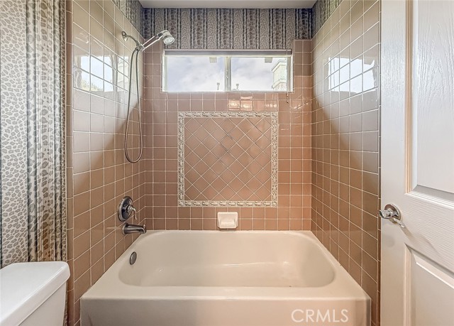Detail Gallery Image 28 of 42 For 25012 Southern Oaks Dr, Stevenson Ranch,  CA 91381 - 4 Beds | 3 Baths