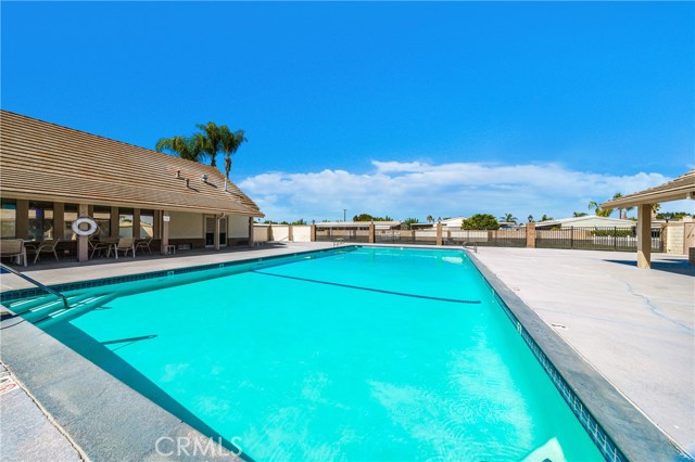 575 S Lyon, Hemet CA: https://media.crmls.org/medias/d0003d89-230f-4d2d-b3cf-0dfc47b41cd5.jpg