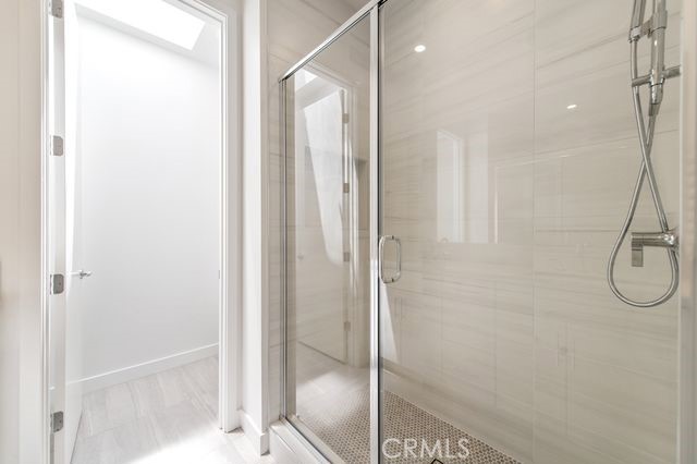 https://media.crmls.org/medias/d000a2d7-8927-400f-9906-ace1fcc78302.jpg?preset=X-Large