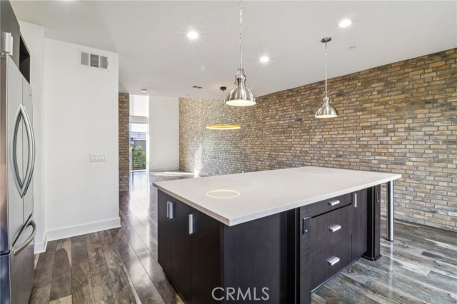 Detail Gallery Image 12 of 60 For 7887 Stylus, San Diego,  CA 92108 - 2 Beds | 2/1 Baths