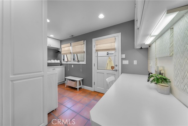 530 24th Street, Hermosa Beach CA: https://media.crmls.org/medias/d0017957-e173-43a7-ab81-623f96982525.jpg