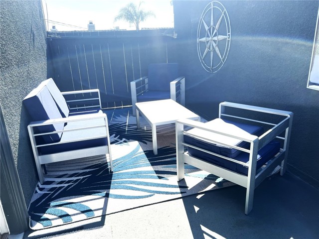 Detail Gallery Image 23 of 36 For 320 12th St #5,  Seal Beach,  CA 90740 - 2 Beds | 1/1 Baths