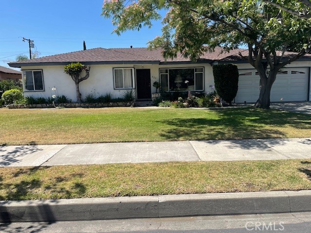 Detail Gallery Image 1 of 13 For 920 E Carroll Ave, Glendora,  CA 91741 - 3 Beds | 2/1 Baths