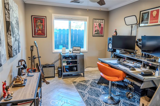 Detail Gallery Image 35 of 51 For 6841 E Bacarro, Long Beach,  CA 90815 - 4 Beds | 3 Baths