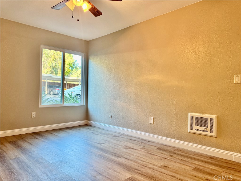 432 Edgehill - photo 14