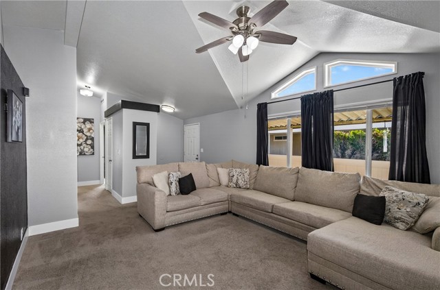 Detail Gallery Image 7 of 30 For 1721 E Colton #115,  Redlands,  CA 92374 - 3 Beds | 2 Baths