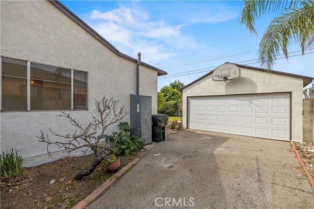 Detail Gallery Image 32 of 38 For 7643 Westland Ave, North Hollywood,  CA 91605 - 4 Beds | 1 Baths