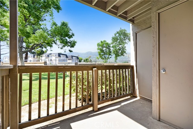 1265 Kendall Drive, San Bernardino CA: https://media.crmls.org/medias/d005ba2c-a6f6-4417-9805-2159cceec369.jpg
