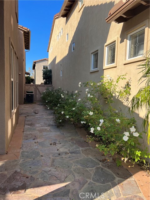 MLS# OC23205063