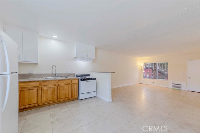 1381 Burwood Street, La Habra CA: https://media.crmls.org/medias/d0060669-9d21-4b35-b67d-a336c341f813.jpg