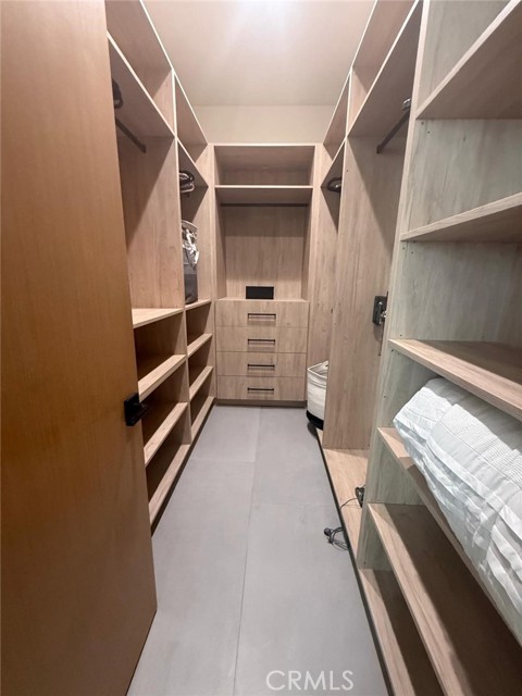 MLS #SR25260381 image #17