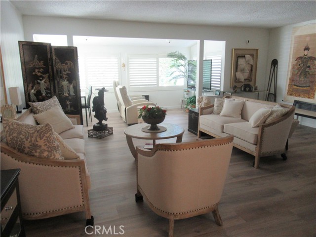 Detail Gallery Image 6 of 27 For 1860 St. John Rd #15-32m, Seal Beach,  CA 90740 - 2 Beds | 2 Baths