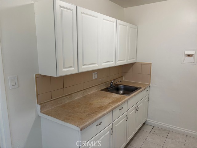 Detail Gallery Image 8 of 11 For 8641 Cerritos Ave #C,  Stanton,  CA 90680 - 1 Beds | 1 Baths