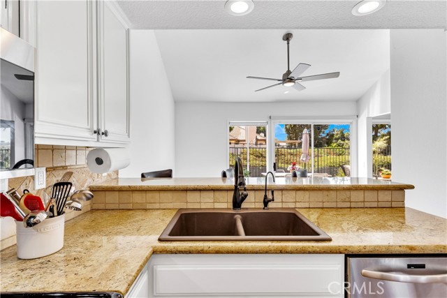 27237 Via Capri, San Juan Capistrano CA: https://media.crmls.org/medias/d0079da1-ac6b-495b-bc31-e86a7a5d06ce.jpg