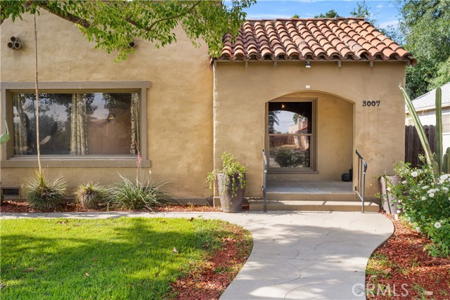 3007 Park Way, Bakersfield CA: https://media.crmls.org/medias/d008900e-c9f0-4fa9-b823-6cc67d473523.jpg