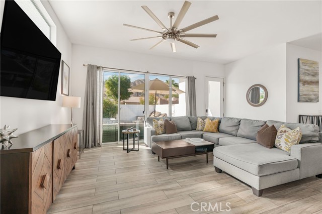 Detail Gallery Image 3 of 32 For 53920 Avenida Martinez, La Quinta,  CA 92253 - 4 Beds | 3/1 Baths