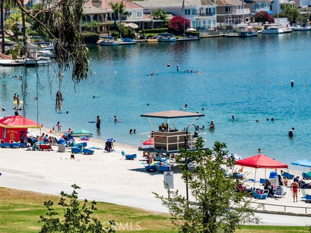 27927 Trocadero, Mission Viejo CA: https://media.crmls.org/medias/d0098550-445f-4d82-901c-7e67e35da24e.jpg