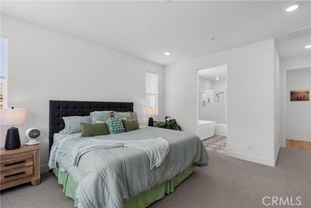 29467 Camino Saguaro, Valencia CA: https://media.crmls.org/medias/d009f0c7-9727-40f3-a5c3-ee11e71fa088.jpg