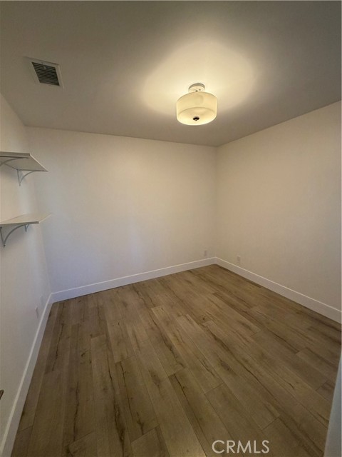 Detail Gallery Image 23 of 39 For 6275 Canoga, Woodland Hills,  CA 91367 - 2 Beds | 1 Baths