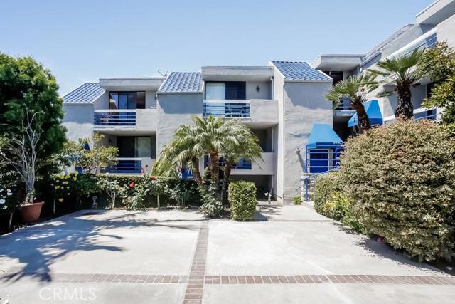 800 Juanita Avenue, Redondo Beach, California 90277, 2 Bedrooms Bedrooms, ,2 BathroomsBathrooms,Residential,Sold,Juanita,SB16088413