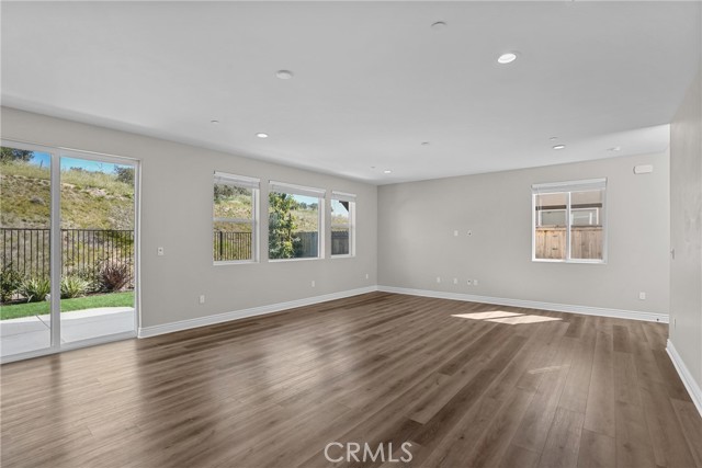 Detail Gallery Image 5 of 51 For 1147 Ginger Pl, Santa Maria,  CA 93455 - 4 Beds | 3/1 Baths