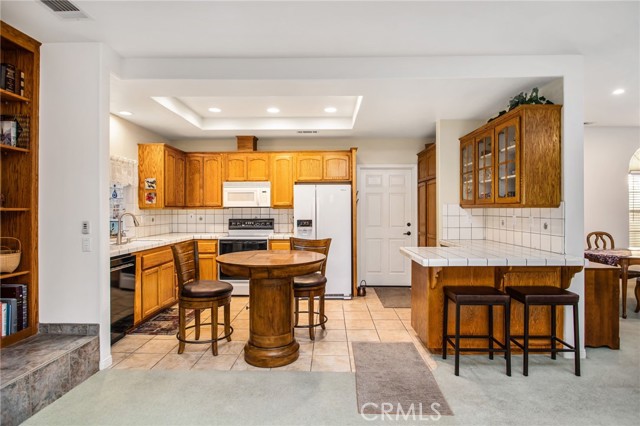 Detail Gallery Image 16 of 55 For 22410 Canyon Lake Dr, Canyon Lake,  CA 92587 - 3 Beds | 2/1 Baths