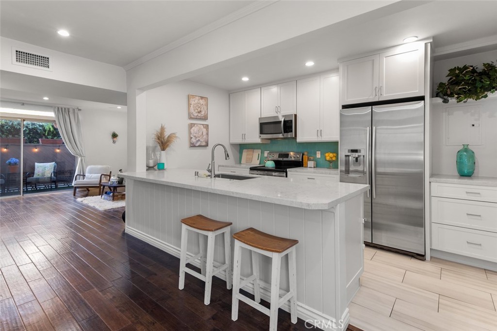 10396 Almayo Avenue #1