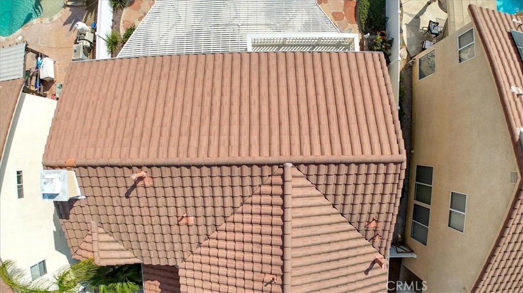 https://media.crmls.org/medias/d00d35b4-a253-4403-88c9-3d0c43ce6fa3.jpg?preset=X-Large