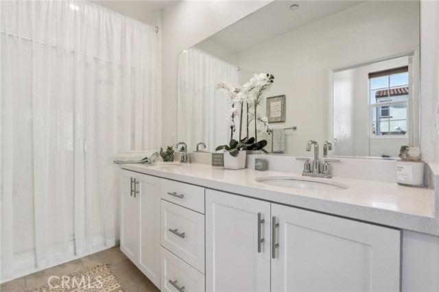 Detail Gallery Image 17 of 24 For 15968 Leader Ave, Chino,  CA 91708 - 3 Beds | 2/1 Baths