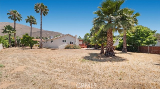 Detail Gallery Image 20 of 27 For 7070 Karen Ln, Jurupa Valley,  CA 92509 - 4 Beds | 2 Baths
