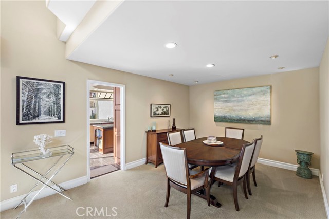 Detail Gallery Image 10 of 51 For 25 Lucerne St, Newport Beach,  CA 92660 - 3 Beds | 2/1 Baths
