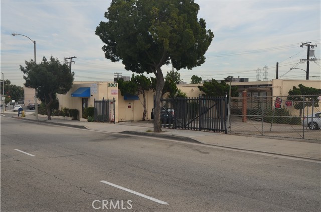 3001 Beverly Boulevard, Montebello, California 90640, ,Commercial Lease,For Rent,3001 Beverly Boulevard,CRMB25134714