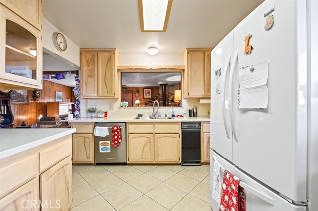 Detail Gallery Image 9 of 55 For 59663 Sunway Dr, Yucca Valley,  CA 92284 - 3 Beds | 2 Baths