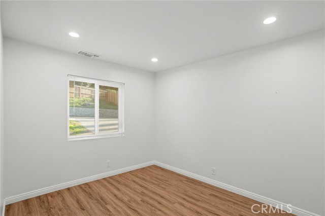 Detail Gallery Image 11 of 20 For 164 E Highland Ave, Redlands,  CA 92373 - 3 Beds | 1 Baths