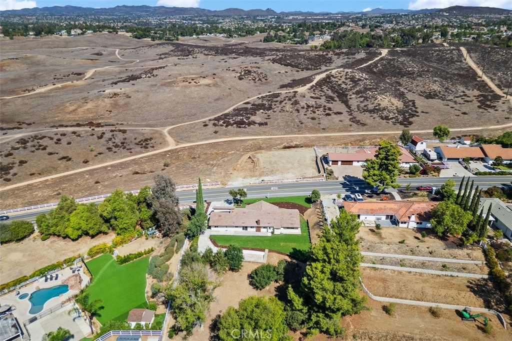 MLS #OC25217279 image #39