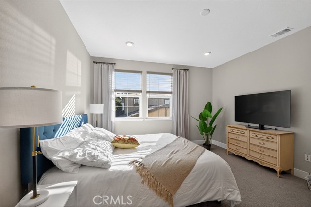 Detail Gallery Image 24 of 67 For 1303 Antonella, Hayward,  CA 94541 - 3 Beds | 3/1 Baths