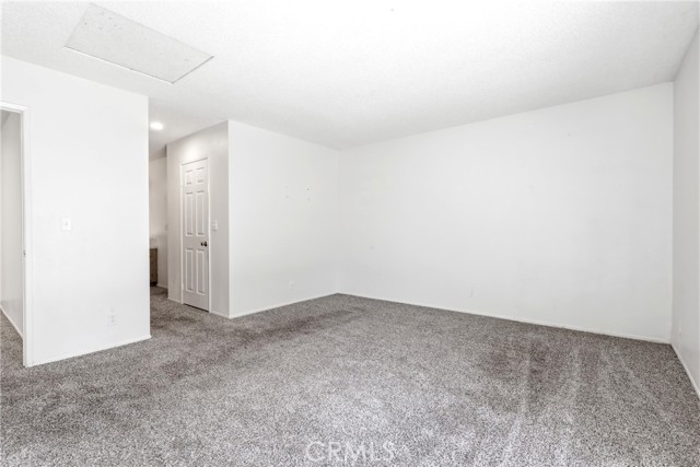 Detail Gallery Image 19 of 29 For 19077 Elm, Apple Valley,  CA 92308 - 2 Beds | 2 Baths