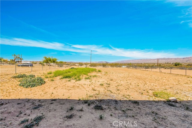 Detail Gallery Image 25 of 38 For 4805 Avenida La Mirada, Joshua Tree,  CA 92252 - 3 Beds | 2 Baths