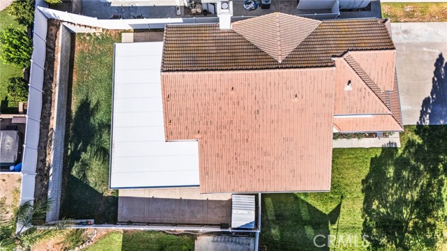 8377 Yarrow Lane, Riverside CA: https://media.crmls.org/medias/d0149ac3-754e-4b6e-aa3c-0125db922810.jpg