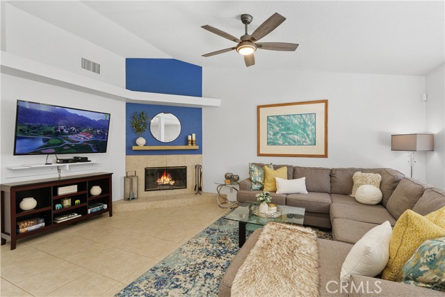 78680 Saguaro Road, La Quinta CA: https://media.crmls.org/medias/d01590d2-1c32-48a4-a57e-4f31ab08b909.jpg