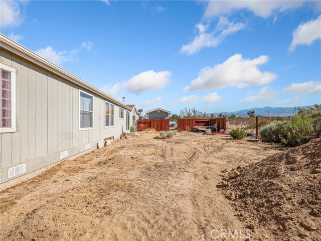 Detail Gallery Image 32 of 51 For 12172 Ailanthus Rd, Phelan,  CA 92371 - 4 Beds | 3 Baths