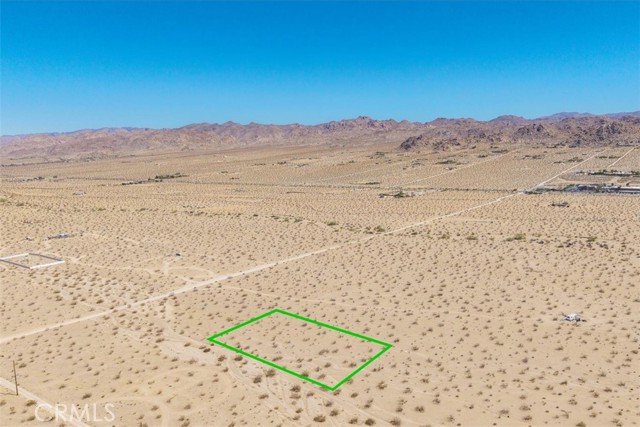 5888 La Ferney Avenue, Joshua Tree CA: https://media.crmls.org/medias/d016e91c-6a8f-4687-832a-cb8aceb73bd2.jpg